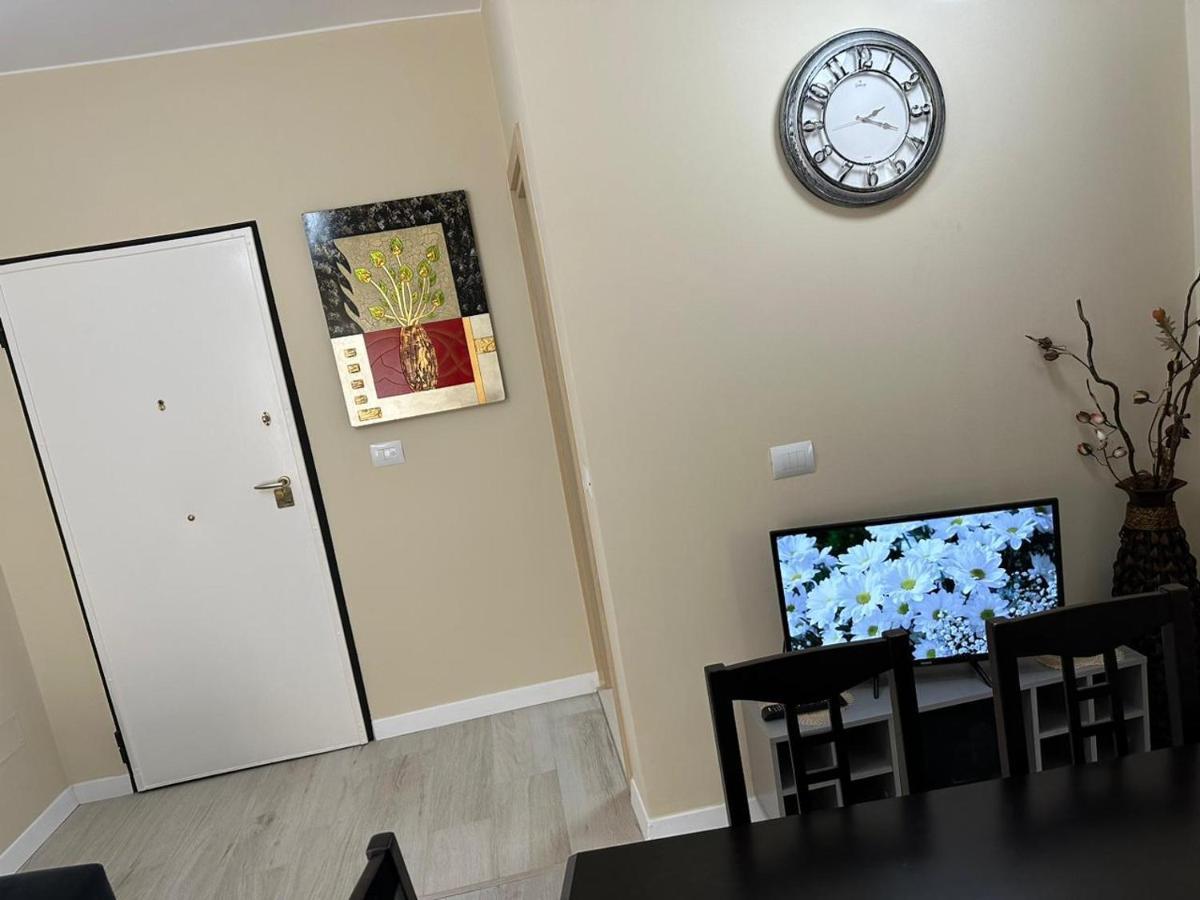 Holiday House Durres Ngoại thất bức ảnh